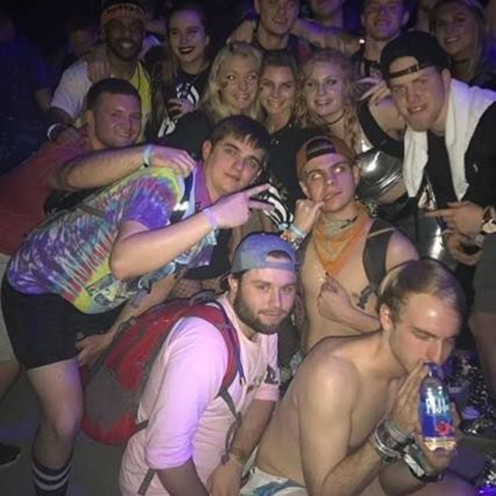 Meet your Posher, Cameron